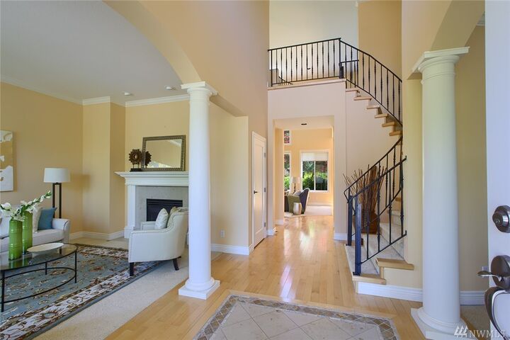 Property Photo:  6302 167th Ave SE  WA 98006 