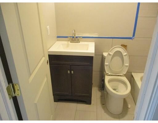 Property Photo:  49 Johnson St 1F  MA 01902 