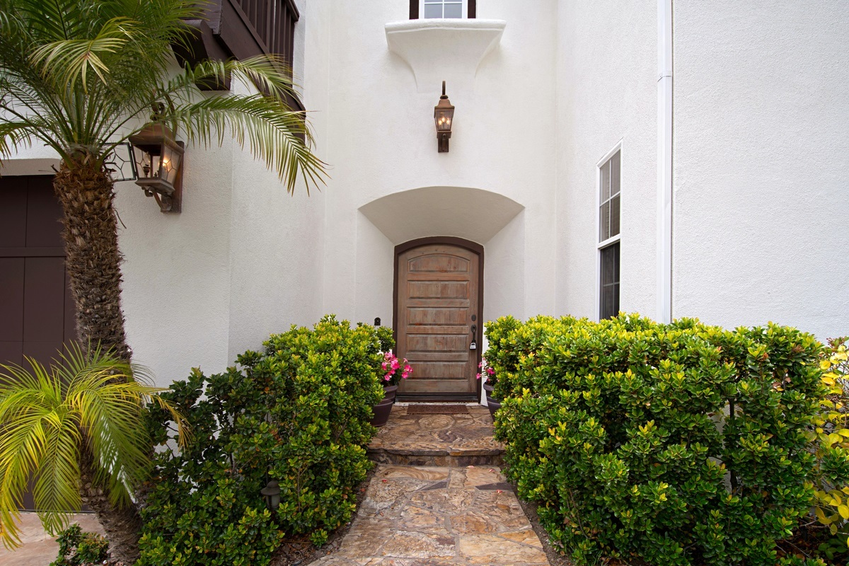Property Photo: 11180 Corte Pleno Verano CA 92130