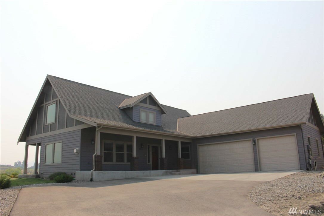 Property Photo: 2615 Tuscany Lane WA 98828