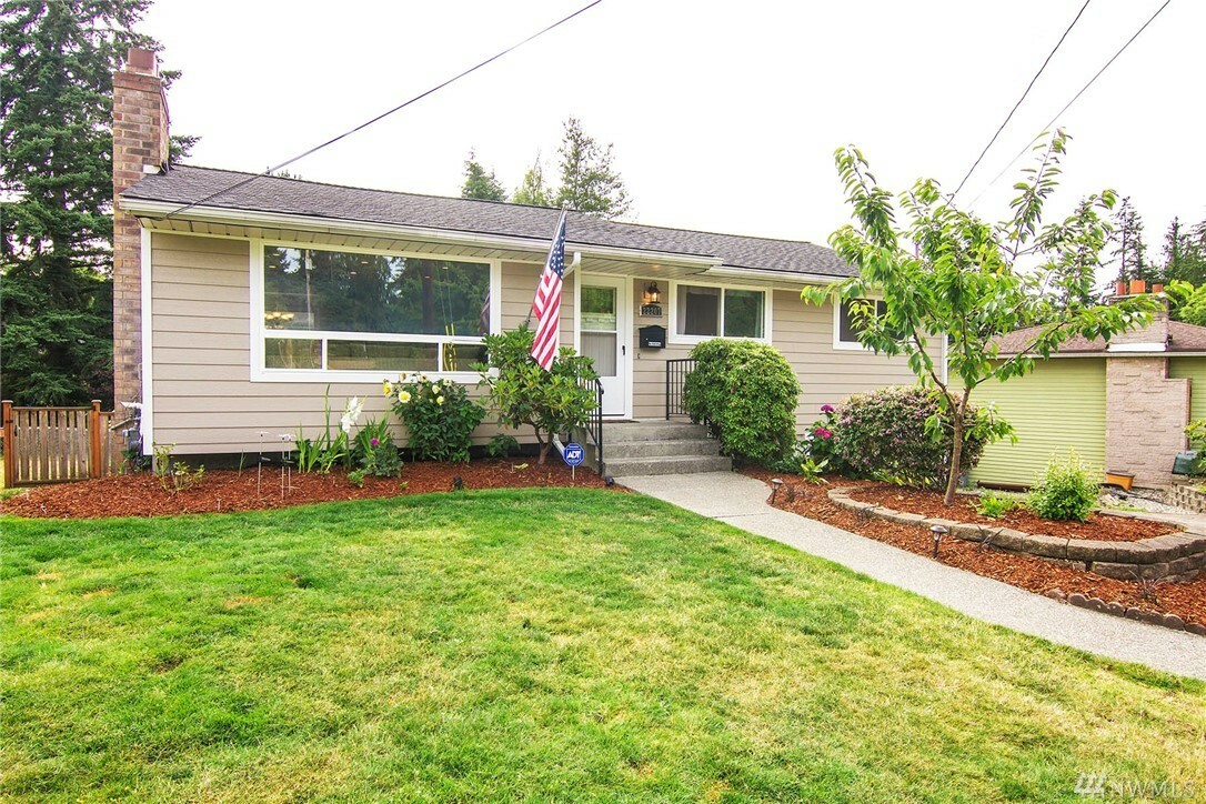 Property Photo:  22207 54th Ave W  WA 98043 