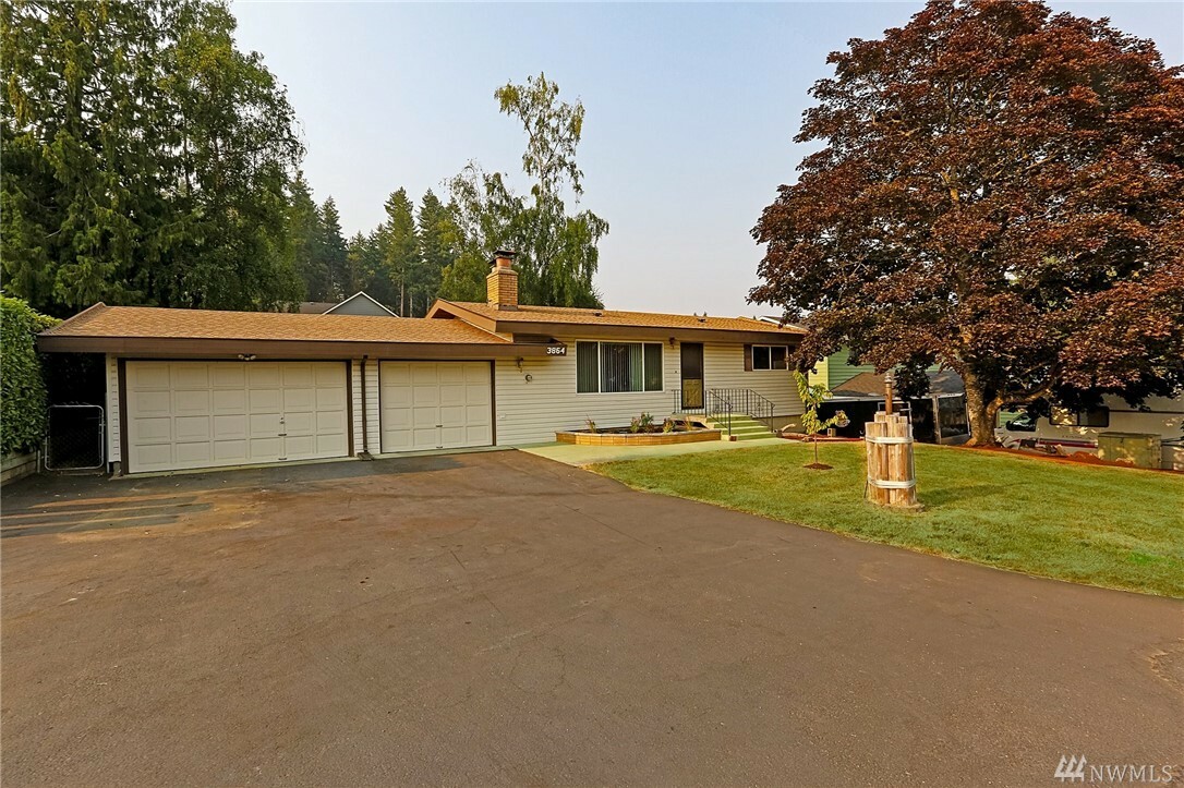 Property Photo:  3864 Pinecone Dr NE  WA 98310 