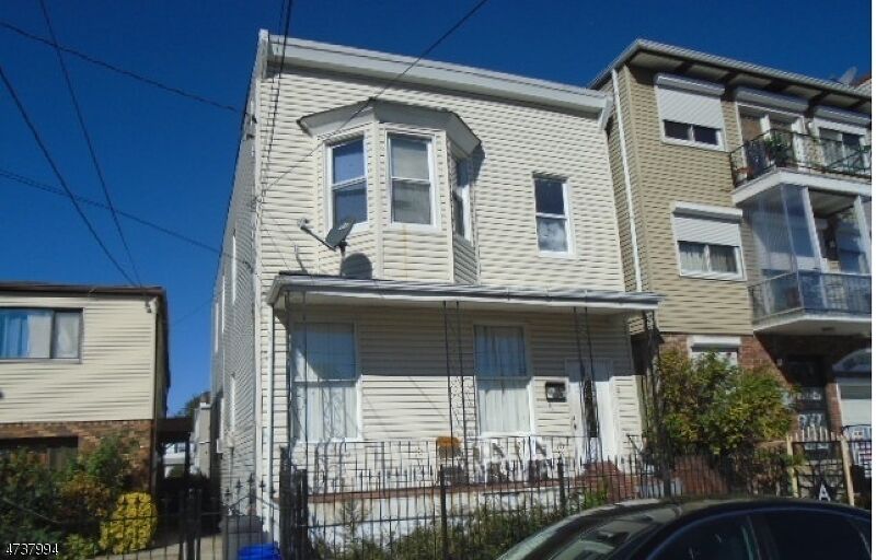 Property Photo: 612 3rd St NJ 07107