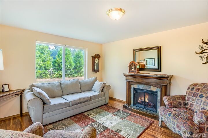 Property Photo: 2825 112th Ave E WA 98372