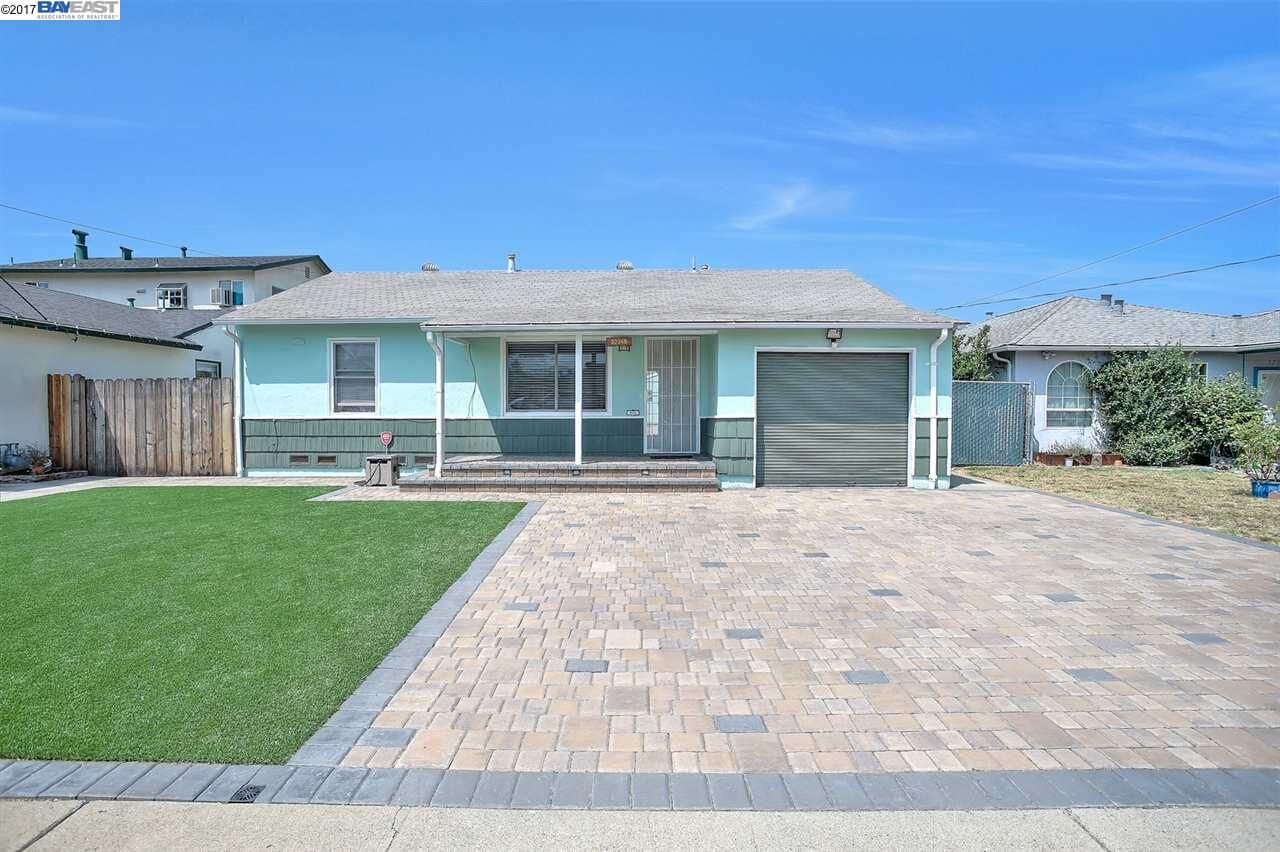 Property Photo:  32365 Payne St  CA 94544 