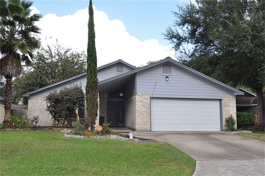 Property Photo:  18595 Hollybranch Court  TX 77365 