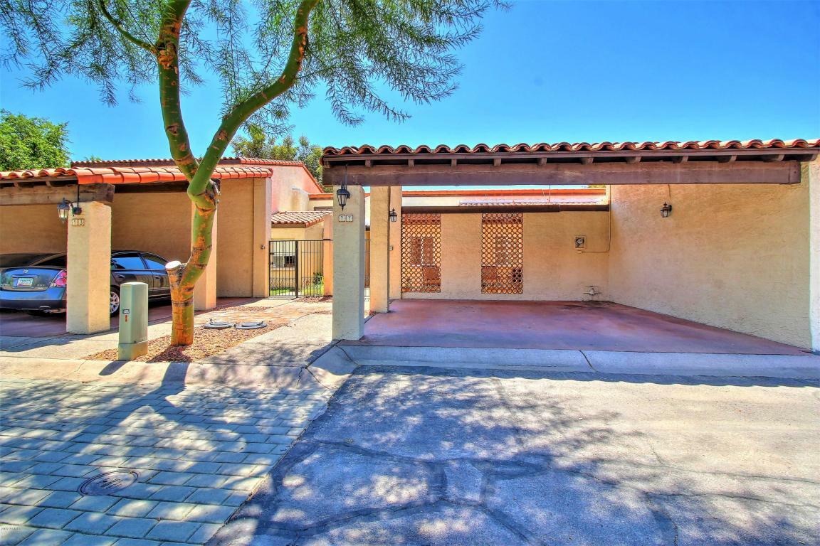 Property Photo: 11 E Loma Lane AZ 85020