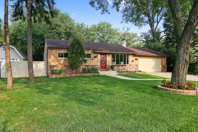 Property Photo:  1S542 Leahy Road  IL 60181 