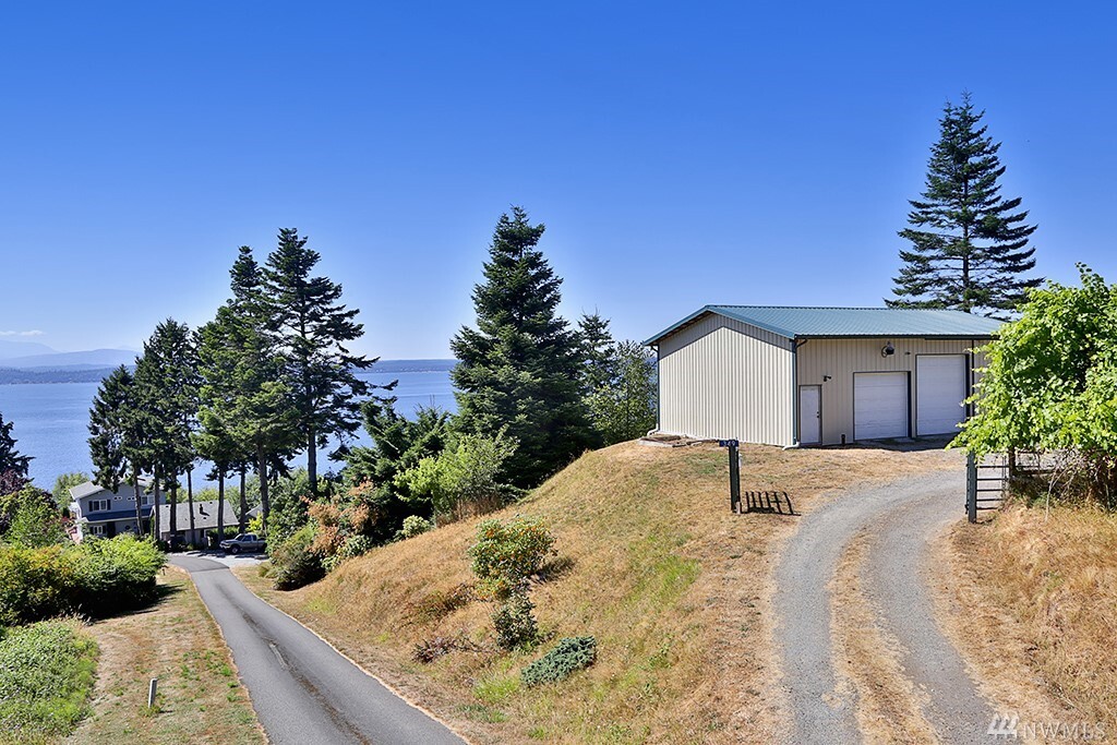 Property Photo: 349 Cardinal Wy WA 98249