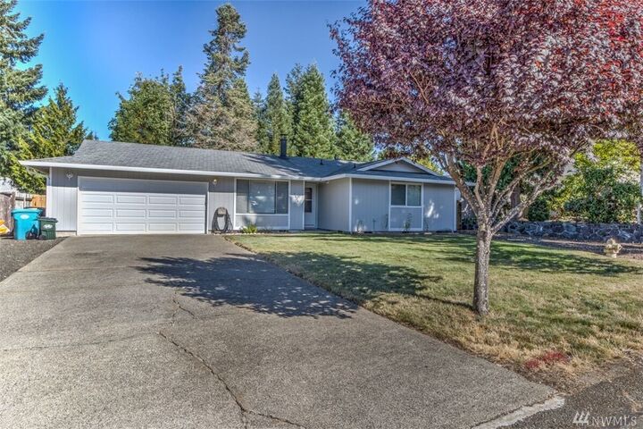 Property Photo: 5626 Ipsut Ct SE WA 98503