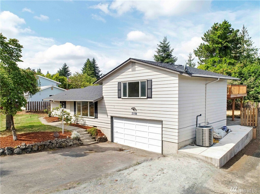 Property Photo:  2158 Lincoln Ave SE  WA 98366 