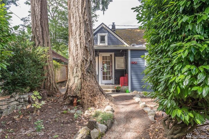 17103 Tabor Ave SW  Vashon WA 98070 photo