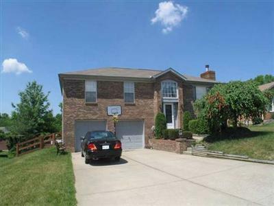 Property Photo:  1004 Fairway Court  KY 41051 