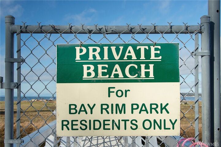 Property Photo:  7650 Birch Bay Dr F1  WA 98230 