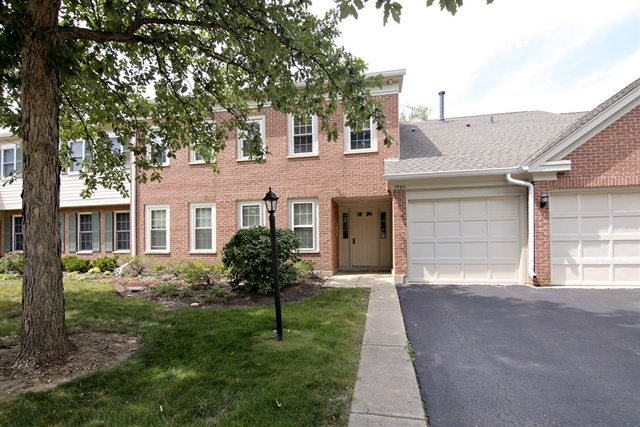 Property Photo:  1506 Camden Court C2  IL 60090 