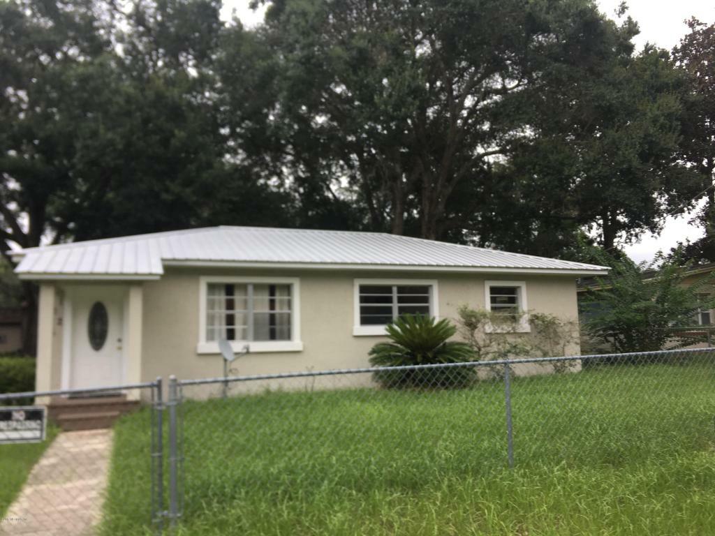 Property Photo:  1825 Locust Ave  FL 32177 