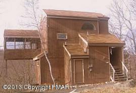 1045 Hampstead Road  Bushkill PA 18324 photo