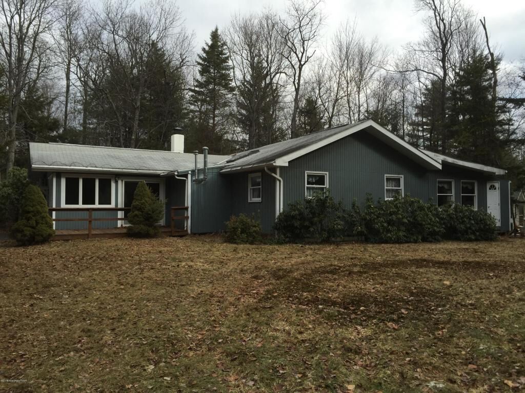 Property Photo: 252 Onocop Dr PA 18347
