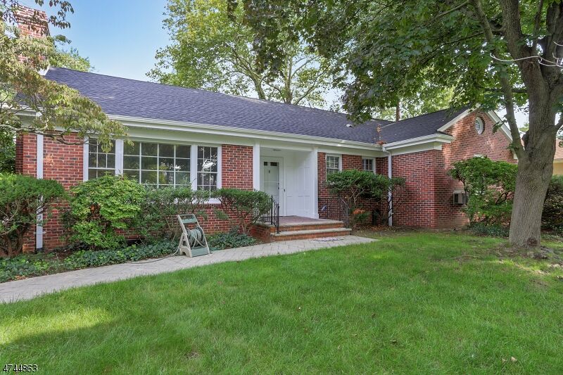 Property Photo: 52 Patton Dr NJ 08816
