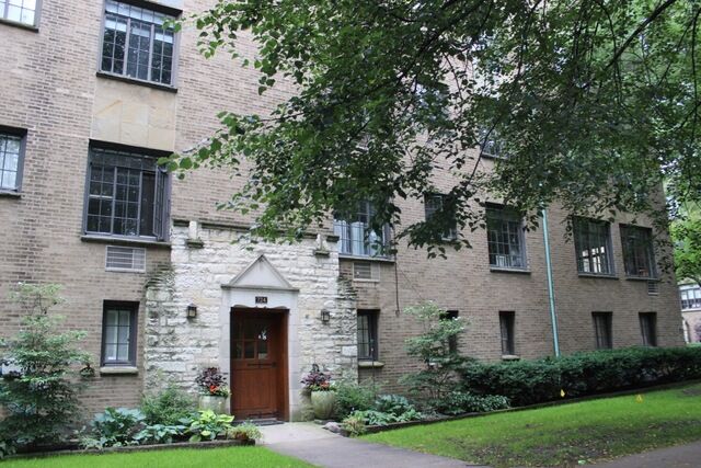Property Photo:  724 Noyes Street F2  IL 60201 