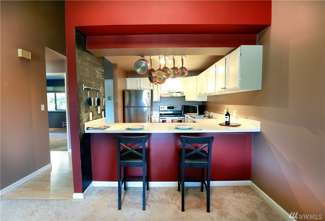 Property Photo: 8023 170th Place NE A-5 WA 98052