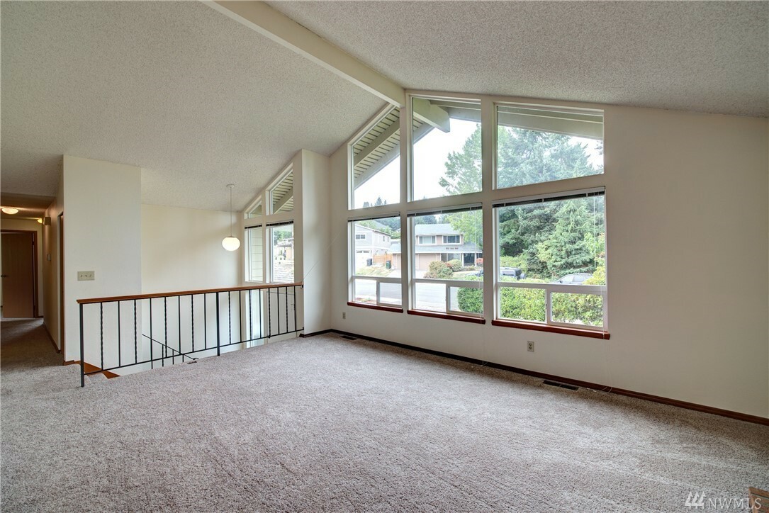 Property Photo:  3608 175th Ct NE  WA 98052 