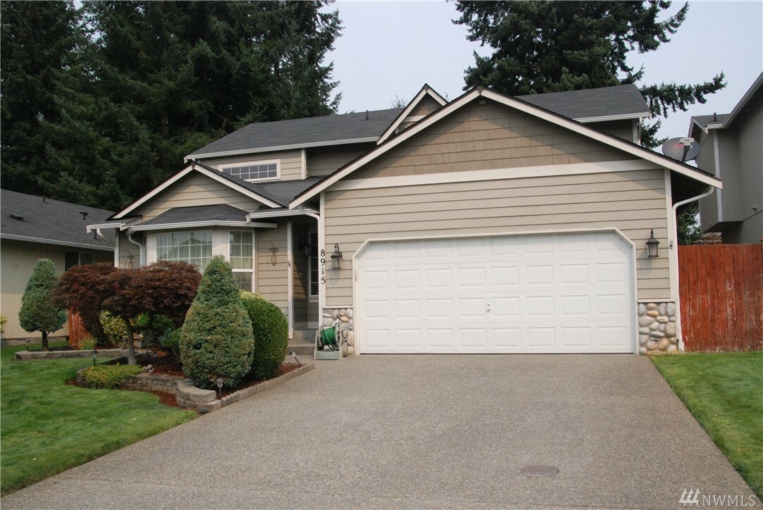 Property Photo:  8915 174th St Ct E  WA 98375 