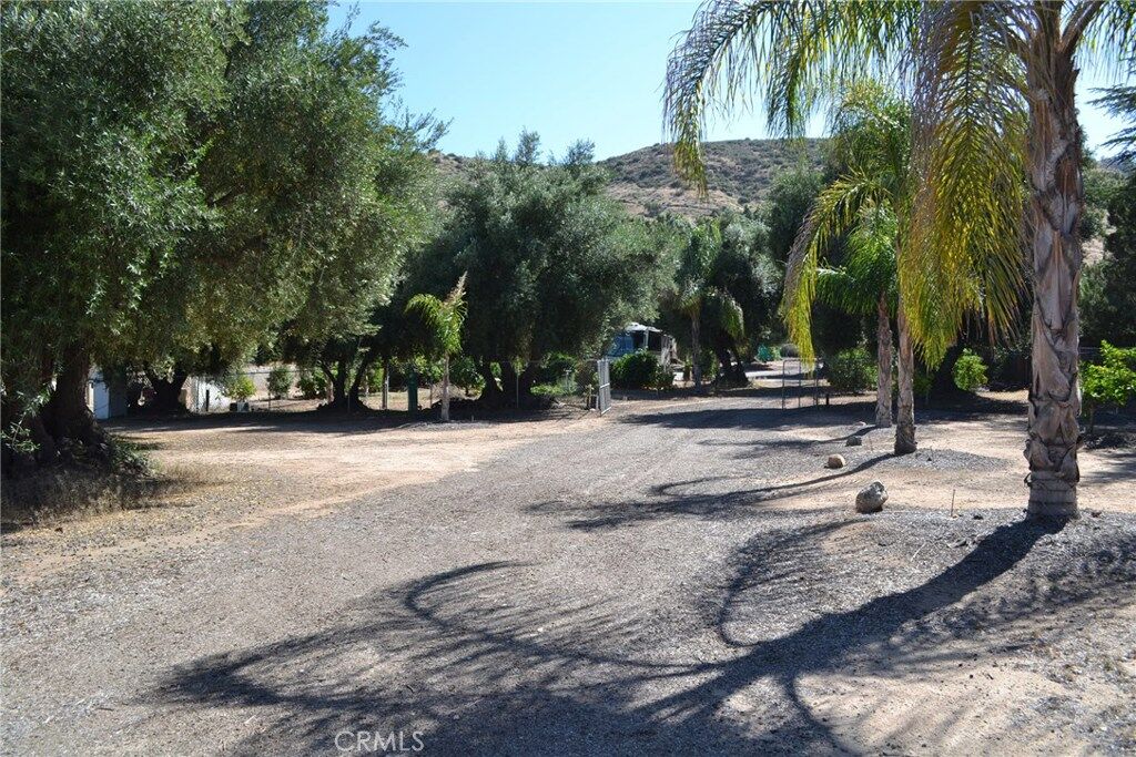 Property Photo:  20787 Alameda Del Monte  CA 92530 