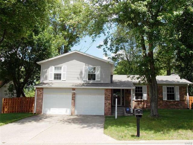 Property Photo: 2221 Wendy Way Drive IL 62221