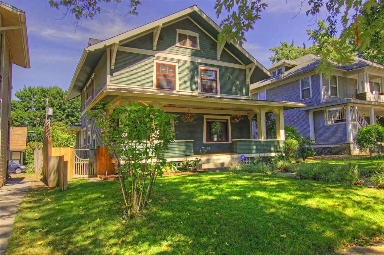 Property Photo: 1908 W 10th Ave WA 99204-4230