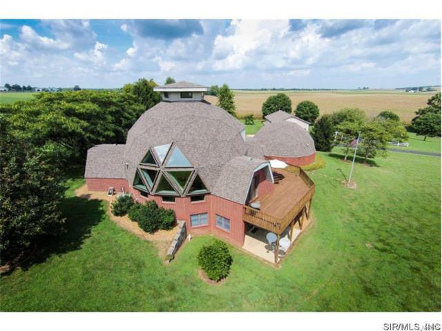 Property Photo: 11440 Richwood School Road IL 62254