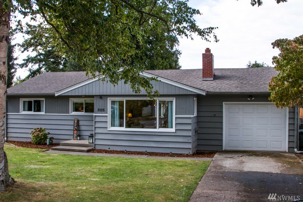 Property Photo:  3115 Peabody St  WA 98225 