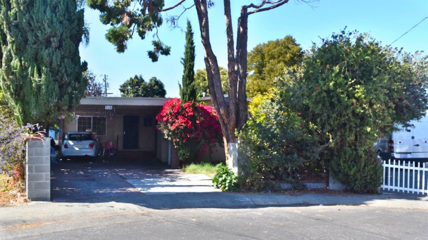 Property Photo:  115 Lotus Way  CA 94303 