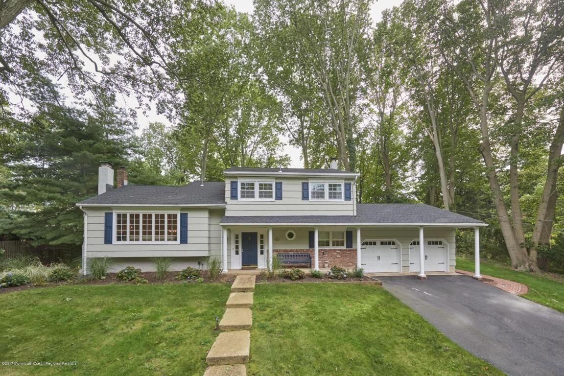 Property Photo:  162 Twin Brooks Avenue  NJ 07748 