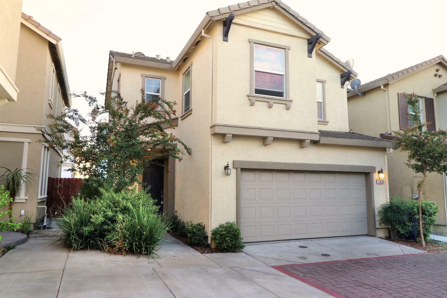 Property Photo:  1850 Alice Way  CA 95834 