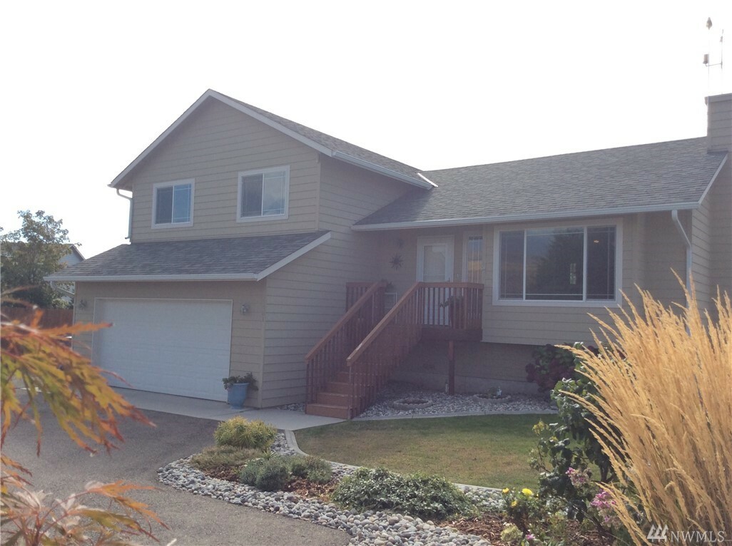 Property Photo:  2481 Hamilton Ct  WA 98802 