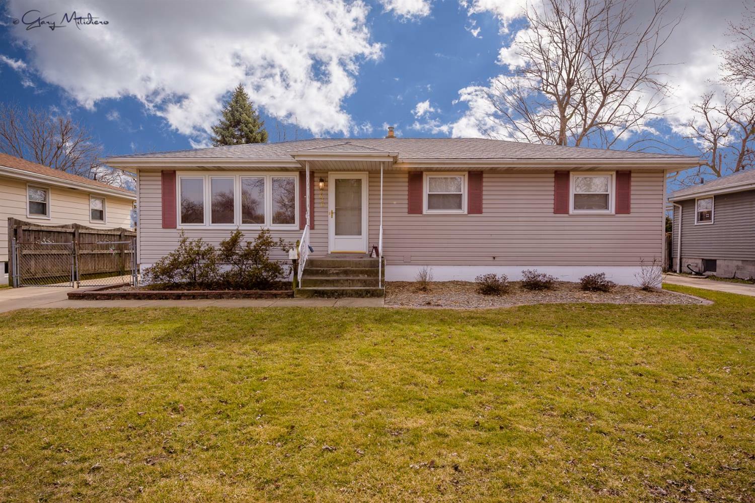 Property Photo: 2630 40th Place IN 46322