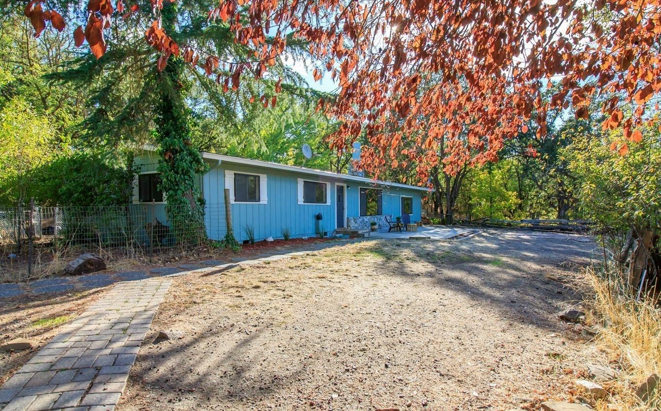 Property Photo:  3355 Dark Hollow Road  OR 97501 