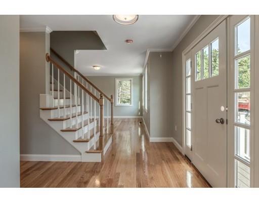 Property Photo:  4 Fox Run Drive  MA 01887 