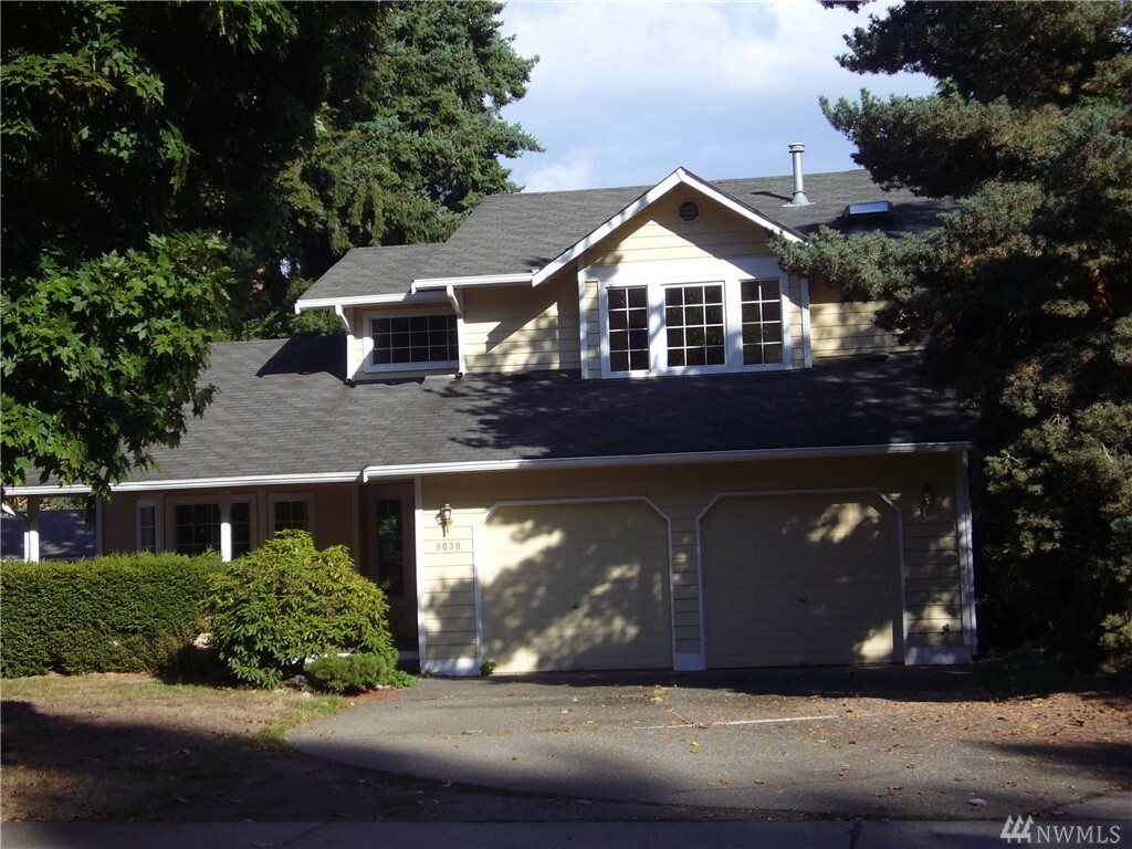 Property Photo:  8030 131st Place NE  WA 98033 