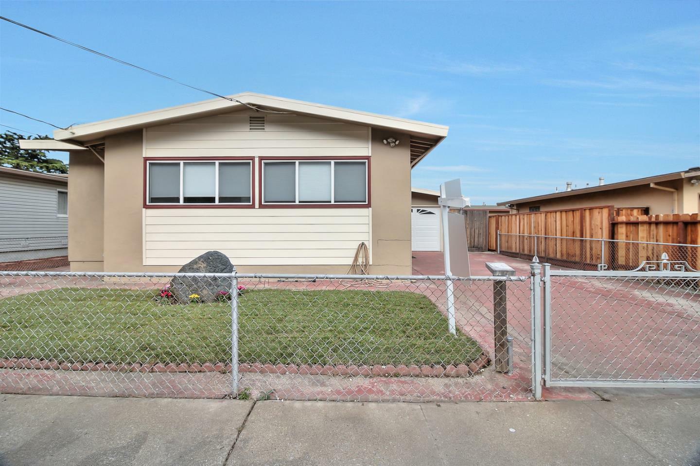 Property Photo:  122 Pecks Lane  CA 94080 