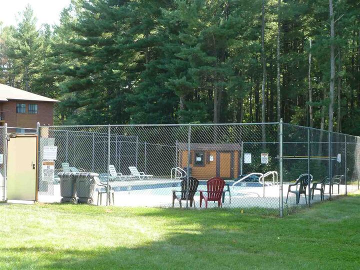 Property Photo: 15 Blackstone Drive 24 NH 03063