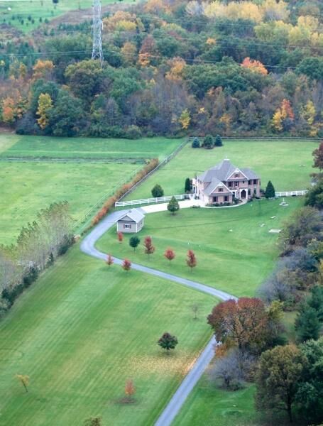 9727 7 Mile Rd  Caledonia WI 53108 photo