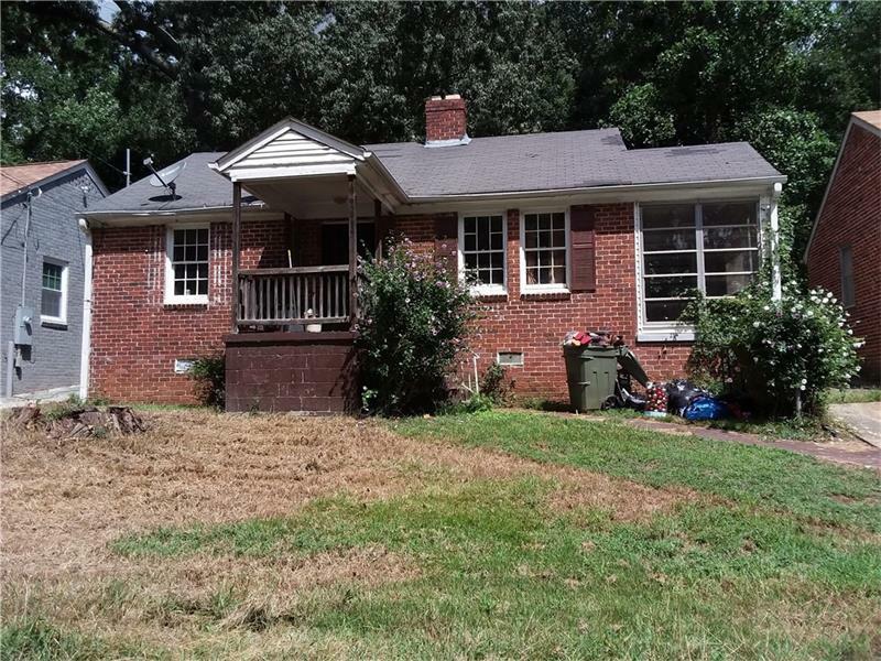 Property Photo: 1689 Derry Avenue SW 30310