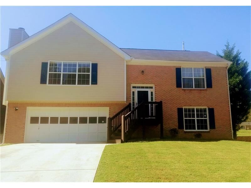 Property Photo:  118 Melody Lane   30043 