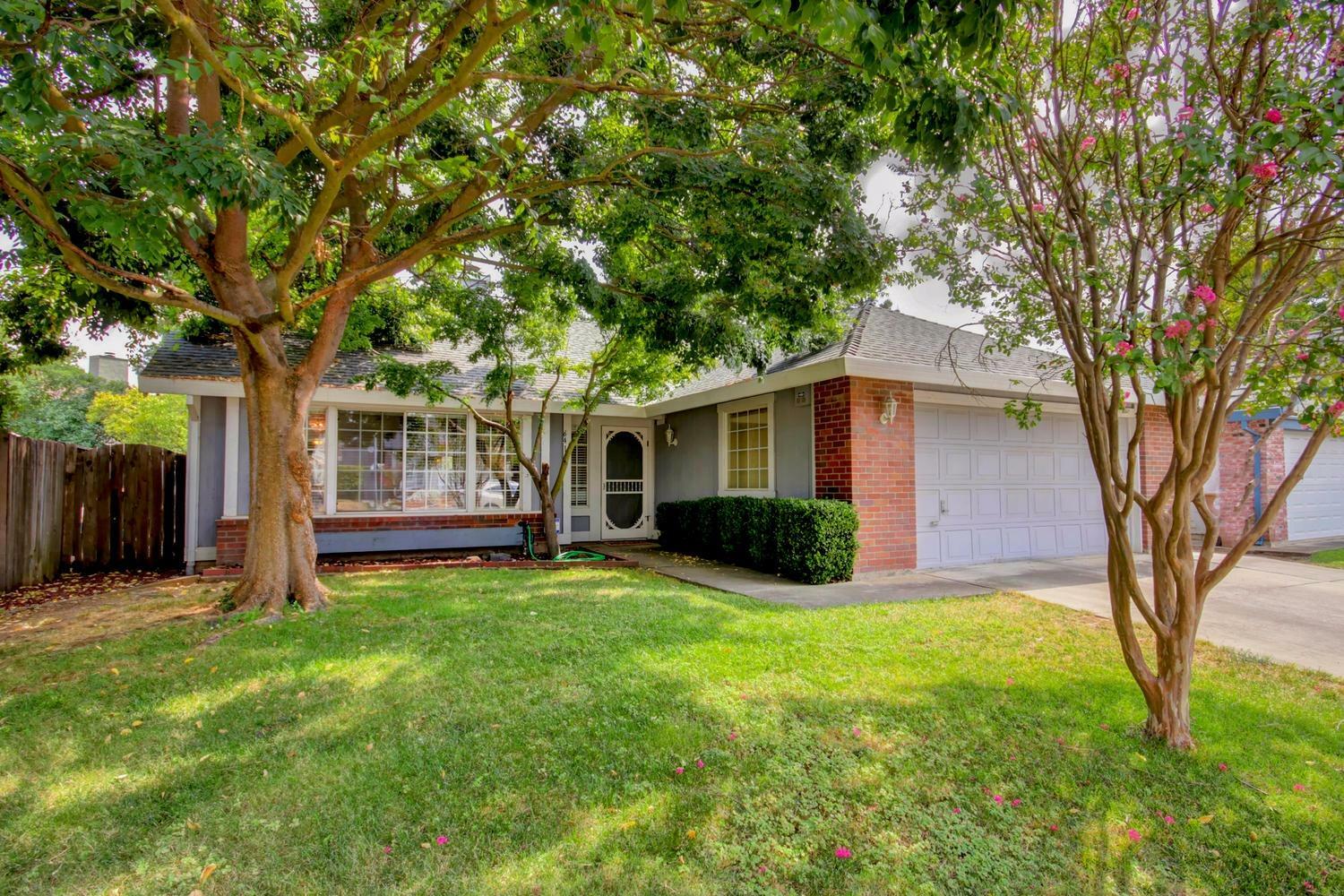 Property Photo:  6410 Fuego Way  CA 95758 