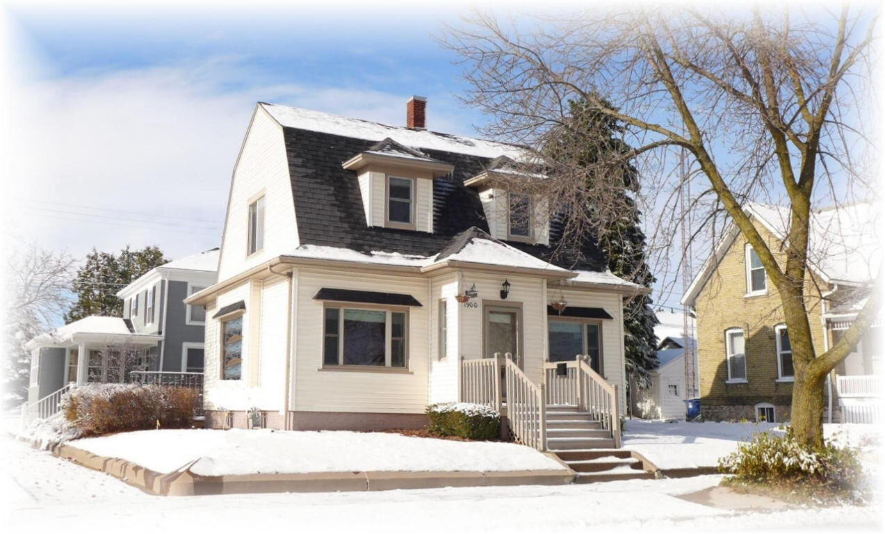 Property Photo: 1900 Michigan Blvd WI 53402-4759