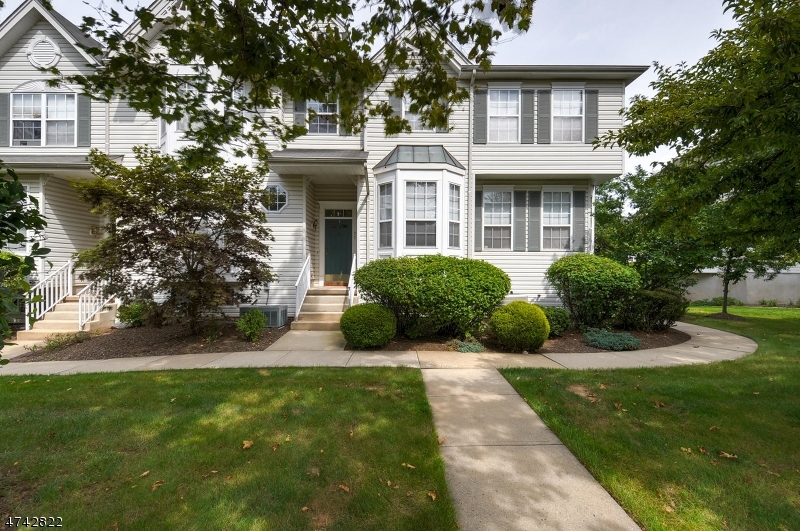 Property Photo:  21 Cummington Ln  NJ 08822 