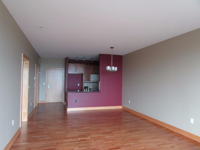 Property Photo:  1550 E Royall Pl 911  WI 53202-1869 