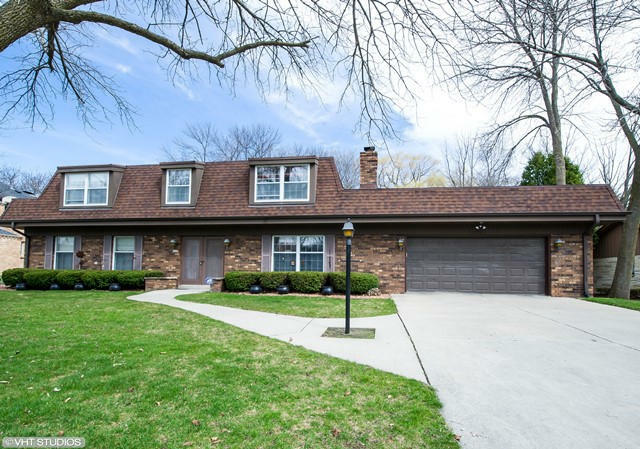 Property Photo:  2130 W Woodbury Ln  WI 53209 